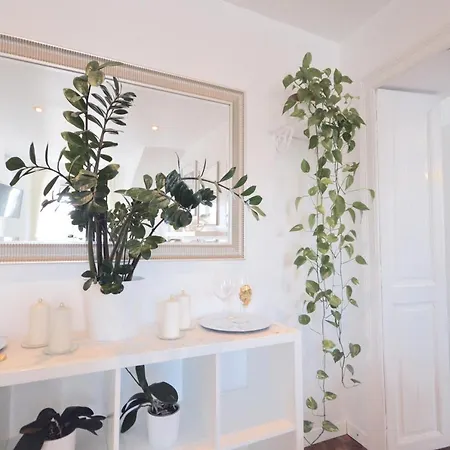 Apartment Luxury Netflix Center Aircond Wifi
